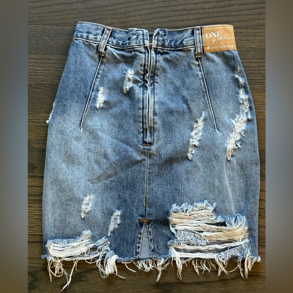 One Teaspoon Blue Distressed Denim Pencil Skirt 24 EUC - Picture 2 of 6